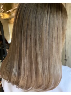 ニコ(nico...) ハイトーンベージュ