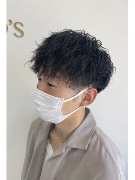 ゴッズ(GOD'S) ツイストパーマ/ツーブロック刈り上げマッシュ