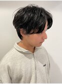 センターパート　艶感　黒髪　メンズショート　爽やか　無造作