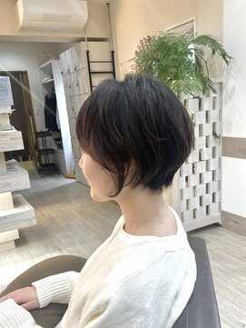 フゥカ 類家店(fuka) 八戸 ナチュラル ショート パーマ 横 黒髪 20代30代40代50代