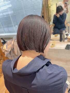 スー(suu) 大人ショートボブ丸みショートカットマッシュショート前髪あり