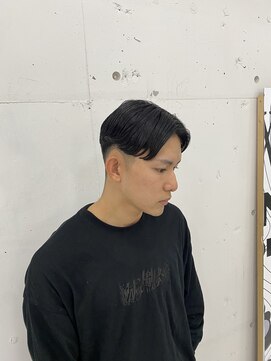 ウェルネス(Wellness) フェード センターパート