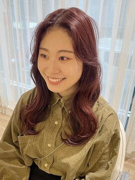 ネオリーブ チロル 横浜西口店(Neolive CiroL.) ピンクブラウン　暖色カラー 艶髪 ロングレイヤー