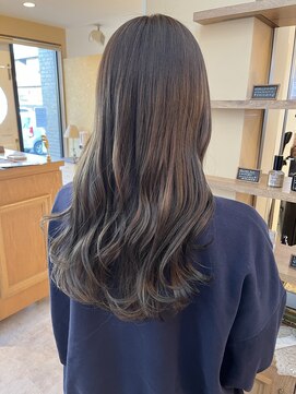 スニュウ(snuw) ダブルカラー/グレージュ