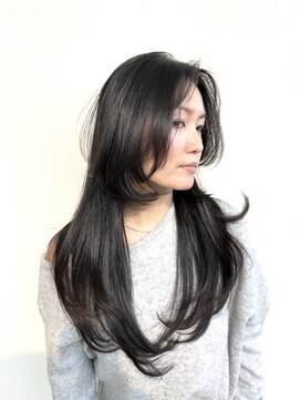 ポピイズ(POPPIES) ロングスタイル【レイヤー　艶髪】