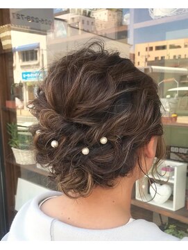 オールバイワンネス(ALL by One'Ness) 結婚式ヘアメイク