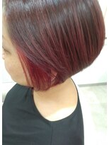 アメイジングヘアー 千歳店(AMAZING HAIR) レッドのビビッドカラーボブ
