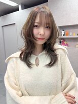 ヘルツ(Hz)&nbsp;オリーブベージュ＊レイヤーカット