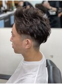 ダークブラウンツーブロック刈り上げスタイル20代30代x1名護大東