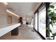 静かで落ち着いた、リラックスできる店内【元住吉/ショート/髪質改善/ヘッドスパ/白髪染め/ハイライト】