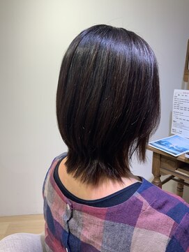 ユーネリー(U-NERY) うる艶ストレートスタイル