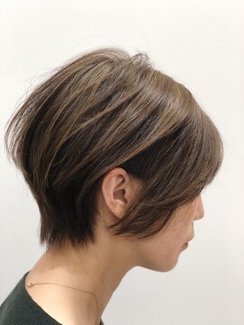 ユキオ オブ ヘアー(YUKIO of Hair) 大人かわいい☆小顔リップライン丸みショート