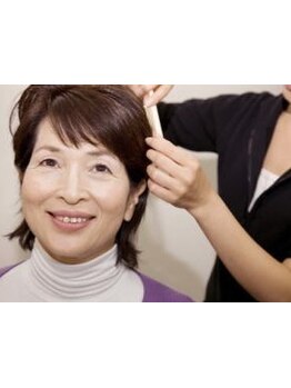 気になる白髪をキレイに解決しましょう！年齢を重ねるごとに増えるお悩みもBlanket hairにお任せください◎