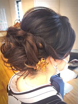 ウィングローリー(WINGLORY) 卒業式ヘアセット