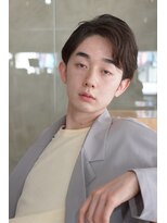 2ブロックでつくる束感メンズショート　刈り上げ　自由が丘