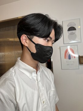 エクリ 麻布十番(equri) ニュアンスパーマセンターパート