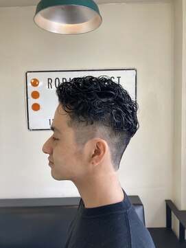 イコール(EQUAL) 宮城リョータ風パーマ/オールバック/ツーブロック/ワイルド