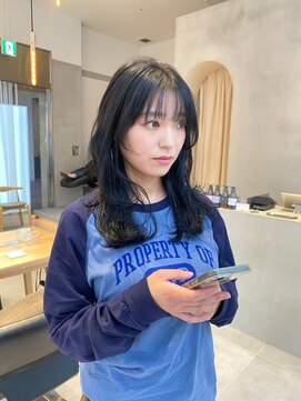 ガリカ 横浜(Gallica) 【mirei】韓国風レイヤーx暗髪ブルーブラック/顔周りレイヤー