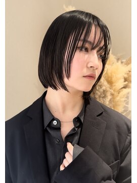 ノラギンザユー(NORA GINZA/U) 顔まわりレイヤー黒髪ショート前髪ありモードうざバング丸み