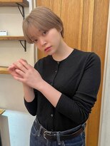 メイクス 表参道(MAKE'S omotesando)&nbsp;丸みショート／ベージュカラー/くすみベージュ