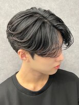 エルマーク 枚方(L-MARK)&nbsp;センターパートニュアンスパーマ韓国カルマパーマコンマヘア