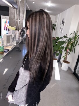 キング 梅田(K!ng) 縮毛矯正髪質改善ハイライトレイヤーカット梅田美容室エクステ