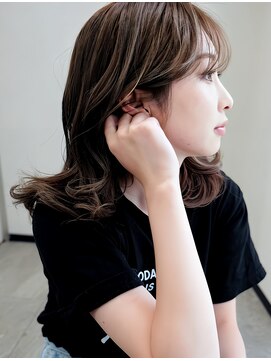 シェリー(Cherie) 白髪ぼかしハイライトカラー地毛ハイライト