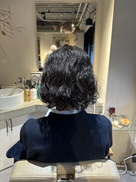 リラエ(Lyrae) くせ毛を活かすカット/髪質改善/美髪カラー【大阪/西梅田】