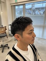 リビング 津田沼(LIVING)&nbsp;ソフトツーブロック/刈り上げ/センターパート/ブルーブラック