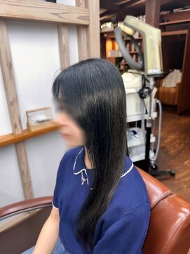 ナンバーエイト(number eight) 大人可愛い美シルエット透明感ツヤ感グレージュ×エアストレート