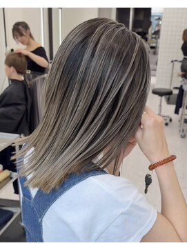 ジュイル ハラジュク(JEWIL HARAJUKU) 透明感抜群シャドールーツ/20代/30代/40代/原宿/表参道