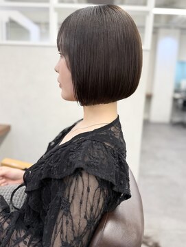 ＊大人可愛い顎下2センチ内巻きボブ＊