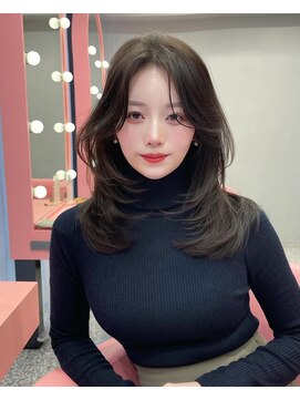 ボタン シブヤ(VOTAN SHIBUYA) 韓国風/内巻き/ハイレイヤー/20代/10代/ミディアム