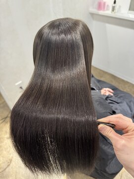 ミヨン 京都烏丸店(miyon) 【miyon】韓国レイヤーカット×暗髪カラー×髪質改善