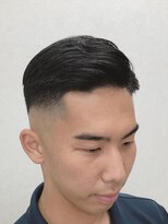 ヘアサロン シュウ 【戸田公園5分/メンズバーバー】ビジネスマンフェードスタイル