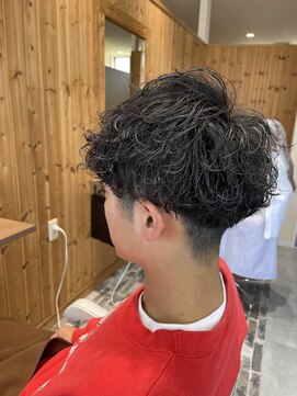 モエバイアリア(Moe by aria) カールツイスパ