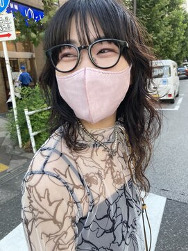 ソウスシア(SOURCE cia) お洒落かわいいスパイラルパーマ【佐藤和弥】