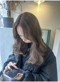 ミルクティーグレージュ
