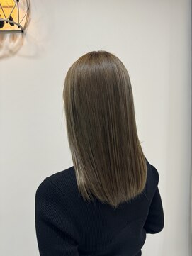 アウラ 砺波店(AULA) ミルクティーアッシュ