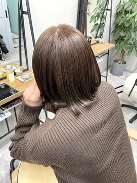 ラテ ヘア リリィ(latte hair lily) 大人かわいい/ハイライト