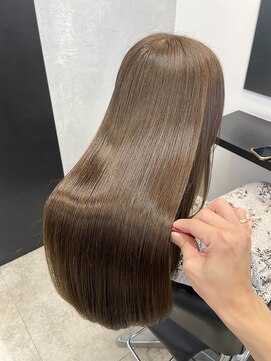 サロウィン 池袋(SALOWIN) 髪質改善 × 美髪縮毛矯正 × パヤ毛うねり改善 #211