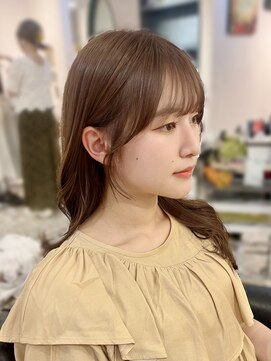 リタ(Lita) ☆小顔カット/顔まわりカット/ブリーチなしカラー/おくれ毛