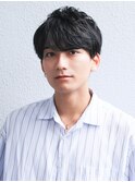 スーツ短髪ツーブロック束感モテる黒髪シークレットパーマ流行