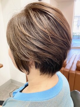 フリーズ 伊丹店(Freez) 白髪ぼかし30代40代50代60代伊丹大人ショート大人ボブ