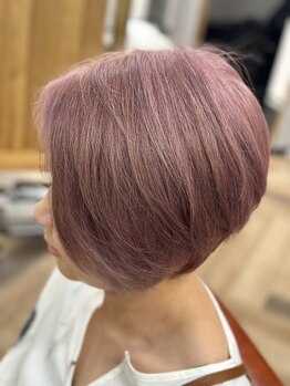 マコフ(MacoF)の写真/暗くするだけじゃない、諦めていた明るい白髪染めを形に◎厳選商材と自在な調合でなりたい髪色を楽めます♪