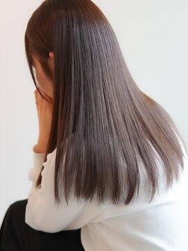 シーツー 三吉店(C2) ヘーゼルカラー