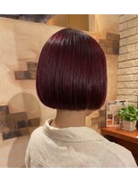 ヘアメイク フレンシア(hair make flencia) 艶感チェリーレッドのミニボブ【408スタイル】