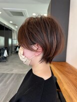 ビューエヒメ(VIEW EHIME)&nbsp;20代30代40代小顔レイヤーひし形ショート