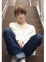 ブラウヘアアンドケア(care)&nbsp;小顔カットのアシンメトリーショート