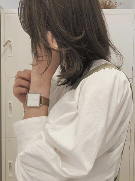 エイチ 梅田(H) layerbobレイヤーカットシースルーマッシュハイライトアンブレラ